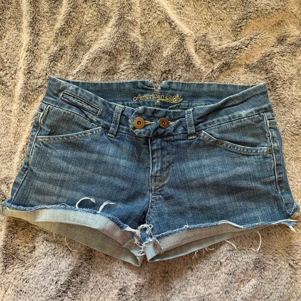 AMERICAN EAGLE SHORTS
